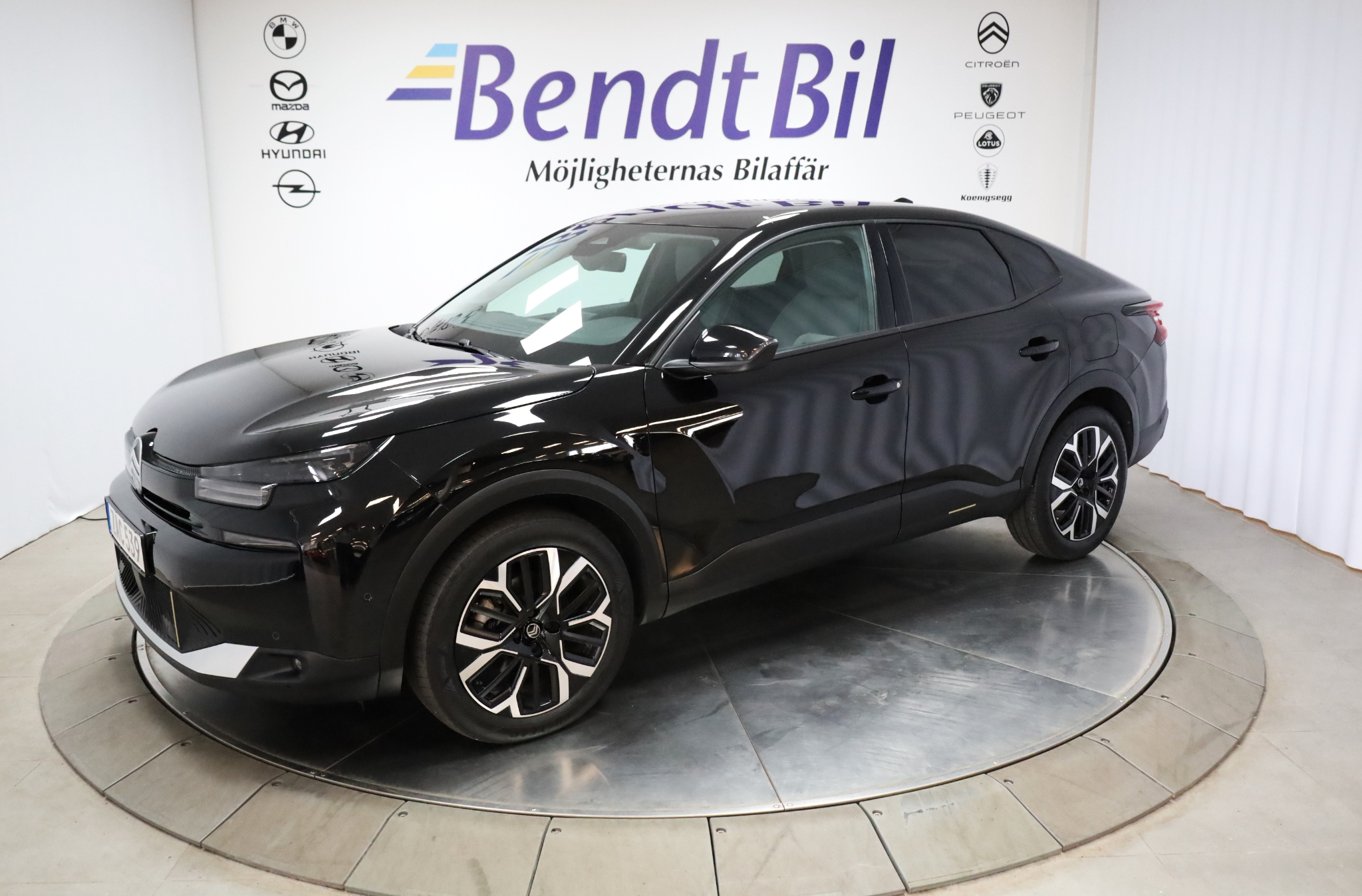 Citroen C4 X Hybrid 145 e-DSC / Aut 2025, photo 4/52