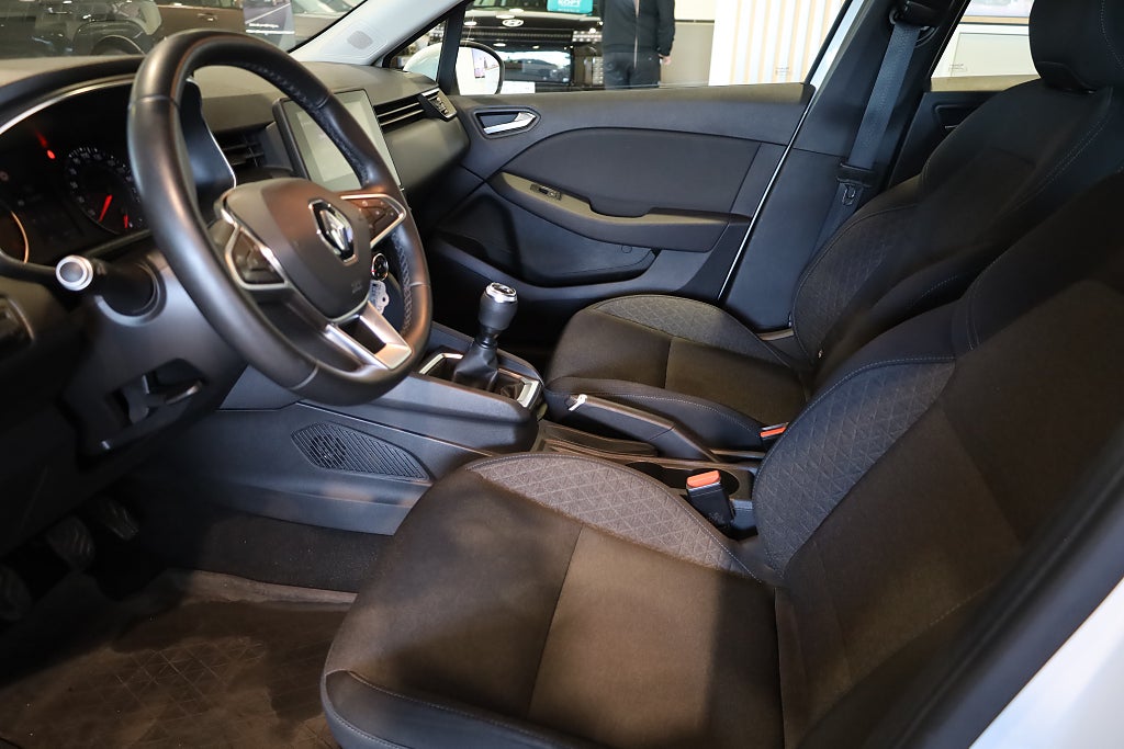 Renault Clio 1.0 TCe Zen 100HK CarPlay M-Värme PDC 2020
