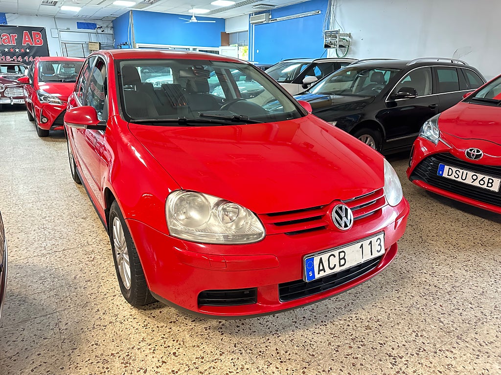 Volkswagen Golf 5-dörrar 2.0 TDI DPF Sportline Automat Ny Servad 140HK