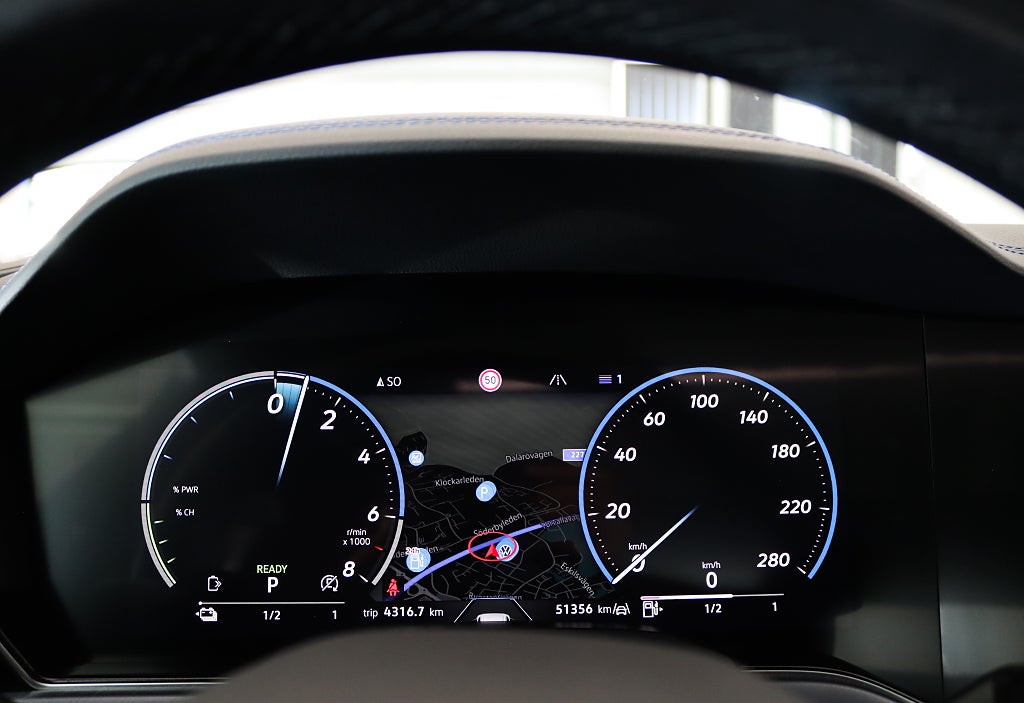 Volkswagen Touareg R eHybrid 3.0 V6 Pano Luft Dynaudio 360° Massage HuD