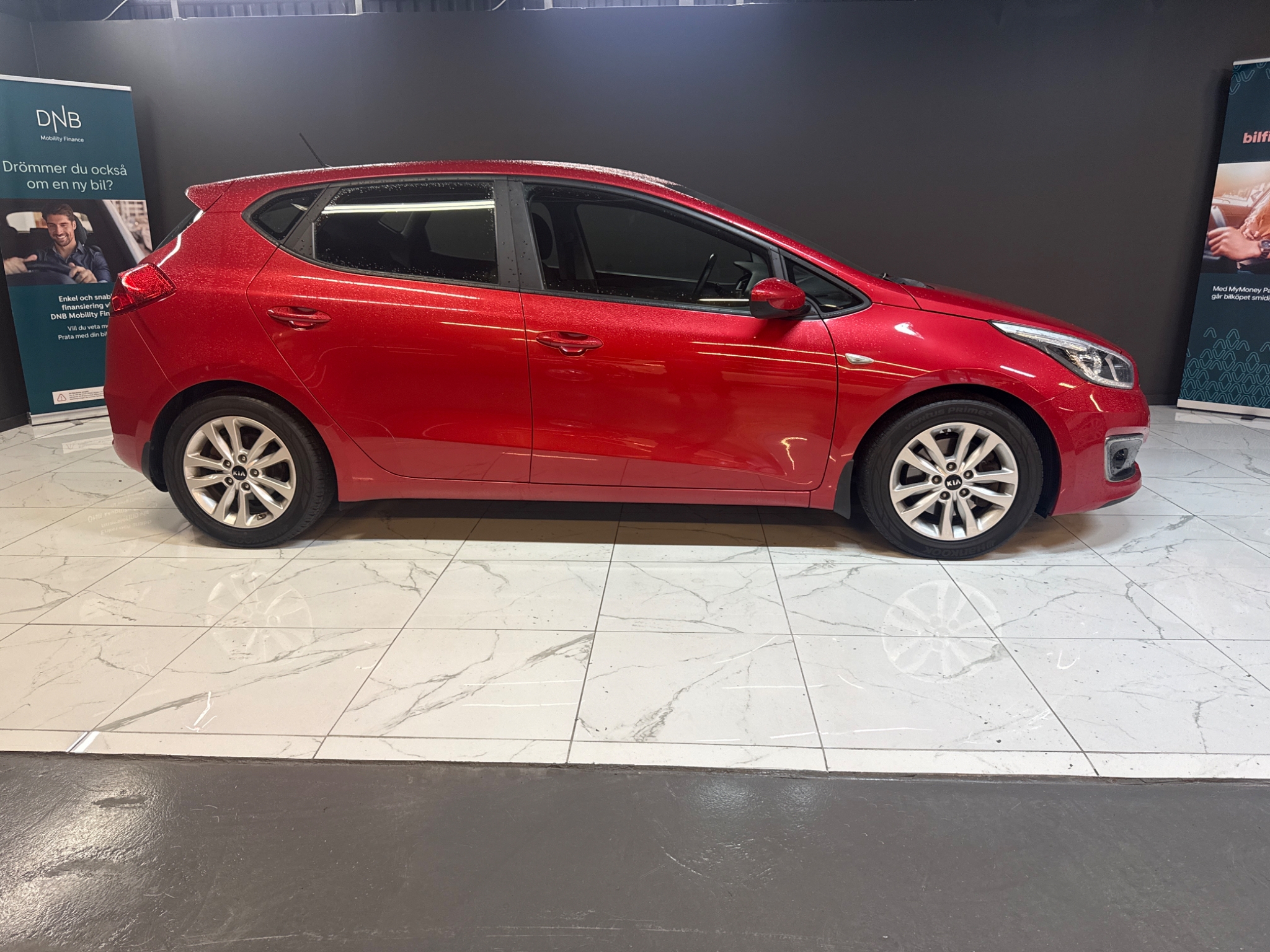 Kia Ceed 2017, bild 2/10