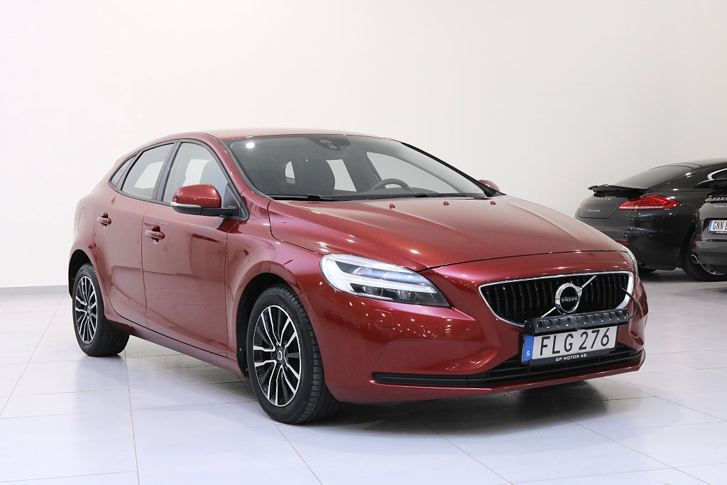 Volvo V40 D2 Momentum / Nyservad / Parkeringsvärmare