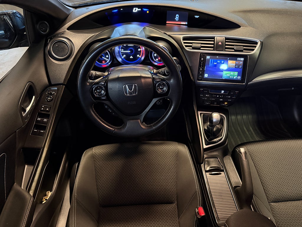 HONDA CIVIC 1.6 i-DTEC 120ch EURO 6 - CLIMATISATION - RÉGULATEUR DE VITESSE - JANTES ALLIAGE - BLUETOOTH