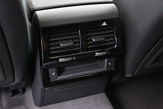 SUV Volkswagen Touareg 29 av 30