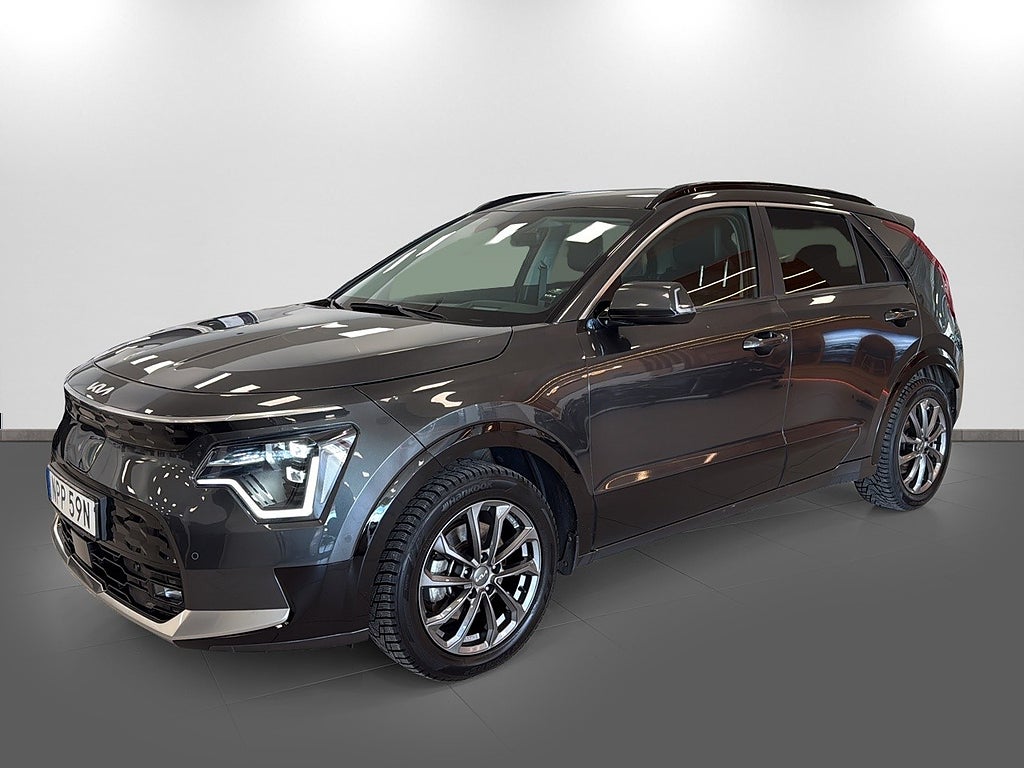 Kia Niro EV Advance Plus MOMS SoV-däck Nybilsgaranti Kamera