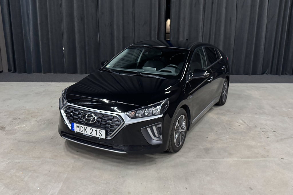 Hyundai IONIQ Plug-in 1.6 + 8.9 kWh Premium 3,99%|Kamera|Keyless 