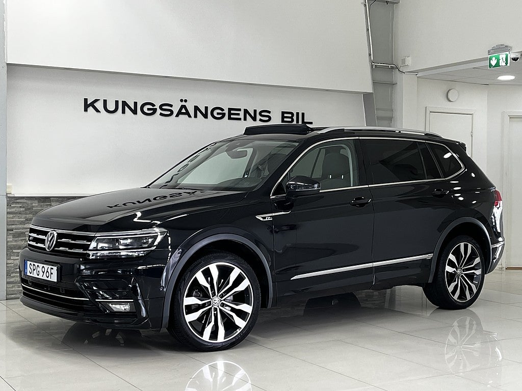 Volkswagen Tiguan Allspace 7-sits 2.0 TDI 4M R-line Executive Pano Drag Värm 200HK