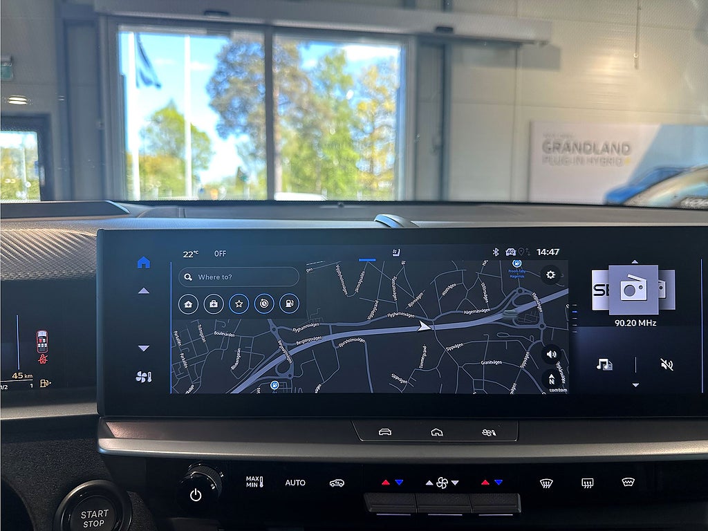 Bild på Opel Grandland Ultimate Hybrid Aut - DEMO