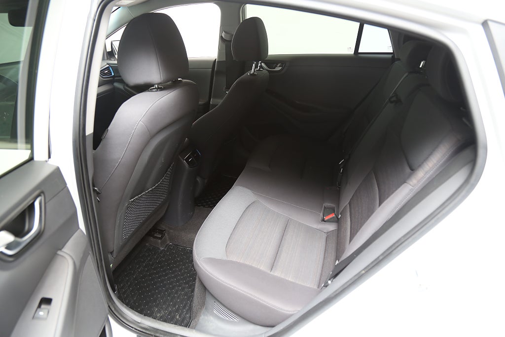 Hyundai IONIQ Hybrid 1,6 GDI 141hk Premium Plus Eco Aut 2017