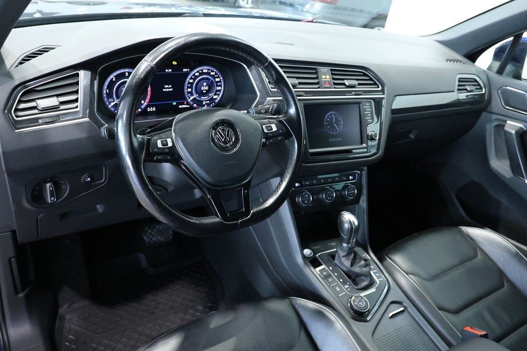 Volkswagen Tiguan 2017, bild 6/10