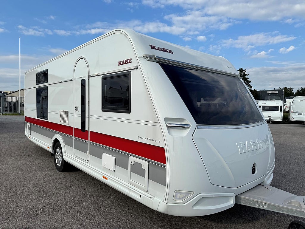 Kabe Onyx TDL KS E8 Queensbed, Ac, Solpanel