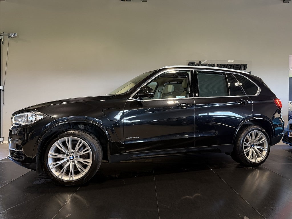BMW X5 xDrive40e Pano H/K HuD Skinn 360°Pdc Navi Värm Drag 20"