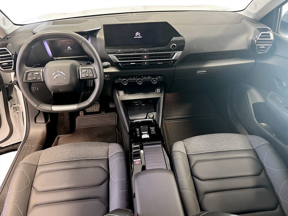 Bild på Citroën C4 X Shine 1.2 PT 130hk Aut - B-KAMERA, ELSTOL