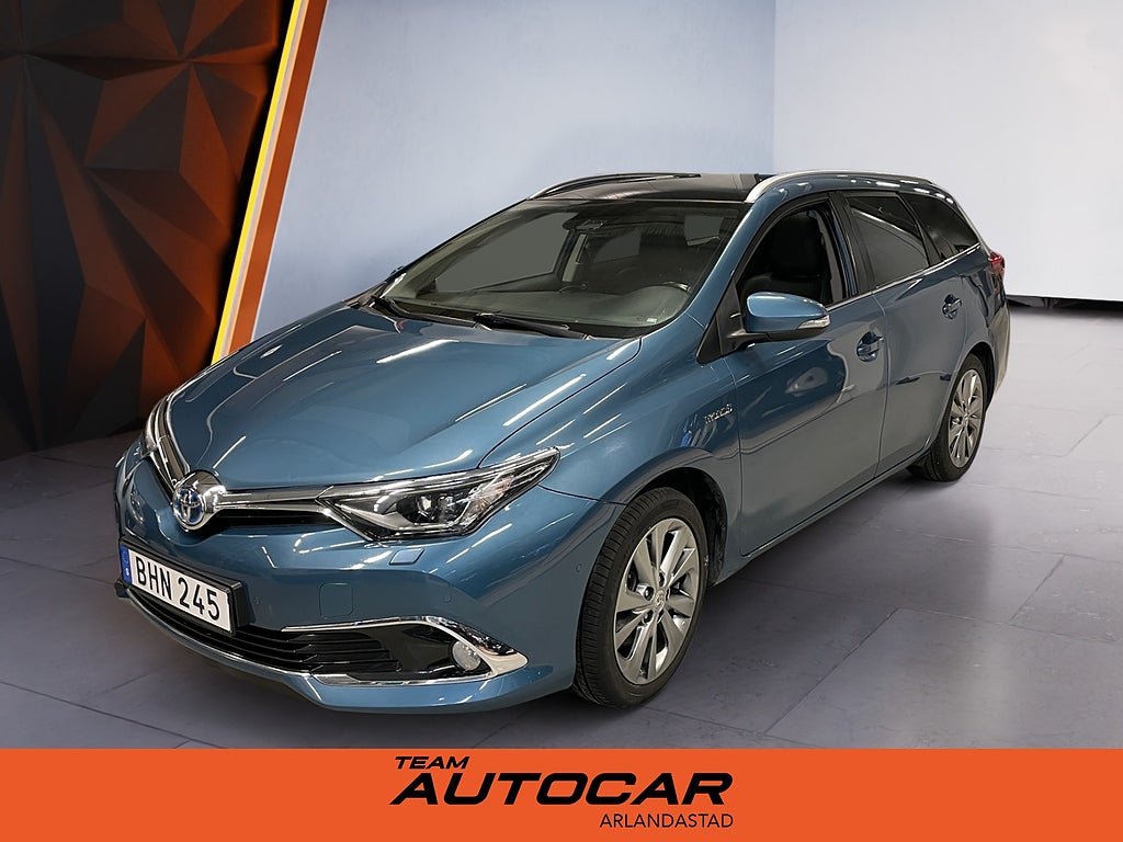 Toyota Auris Räntekampanj 3,95% Touring Sports Hybrid Executive/Panorama