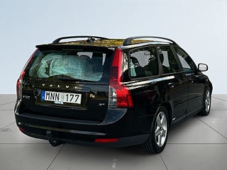 Volvo V50 1.8F 125hk Kinetic MoK-Värm/SoV-Däck/Dragkrok/ExtraLjus – bild 6