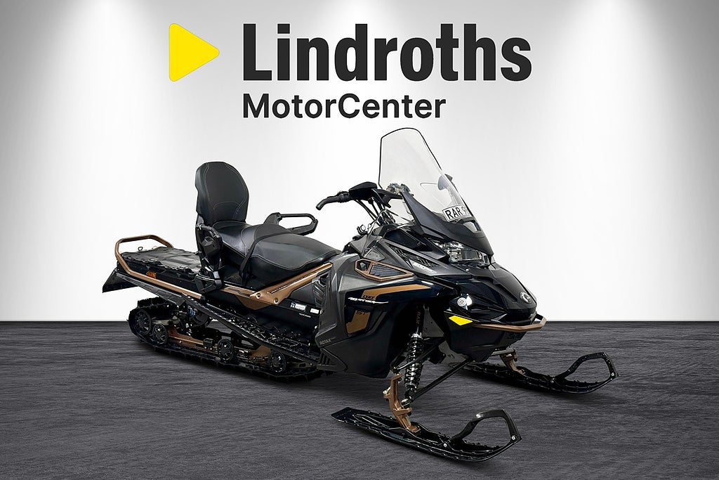 Lynx 49 ranger st 900 ace 