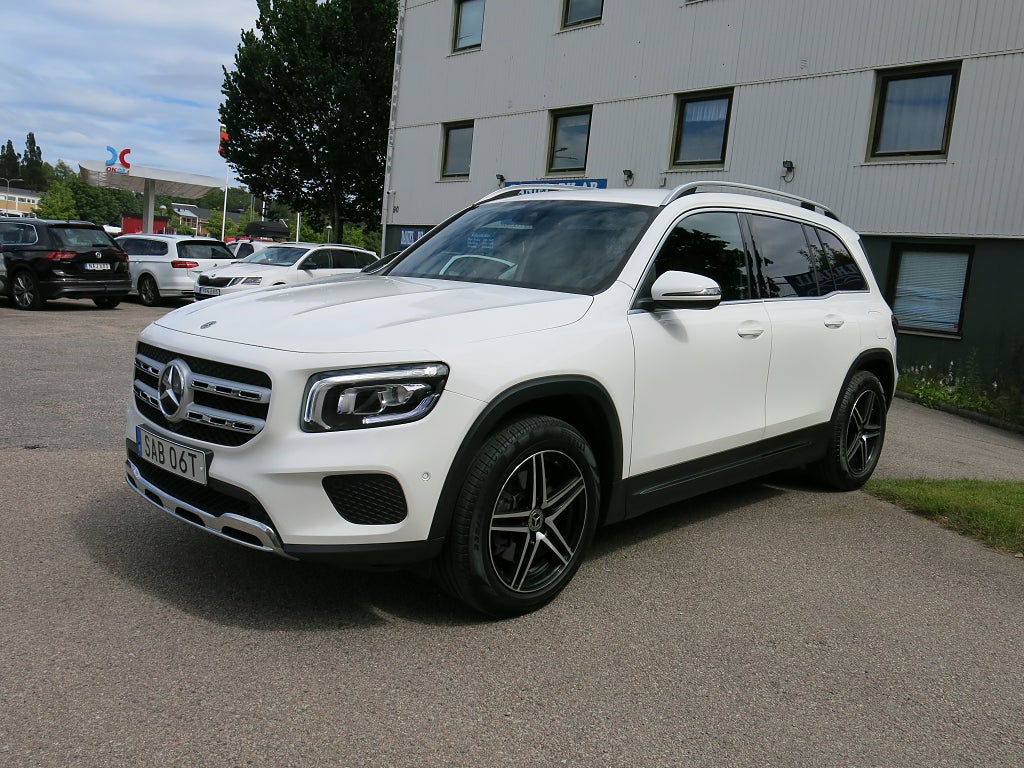 Mercedes-Benz GLB 220 d 8G-DCT Progressive Line Värmare/Drag/NAVI/190HK