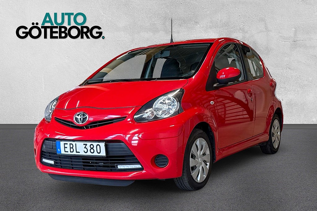 Toyota Aygo 5-dörrar 1.0 VVT-i MultiMode Nybesiktad 2-ägare