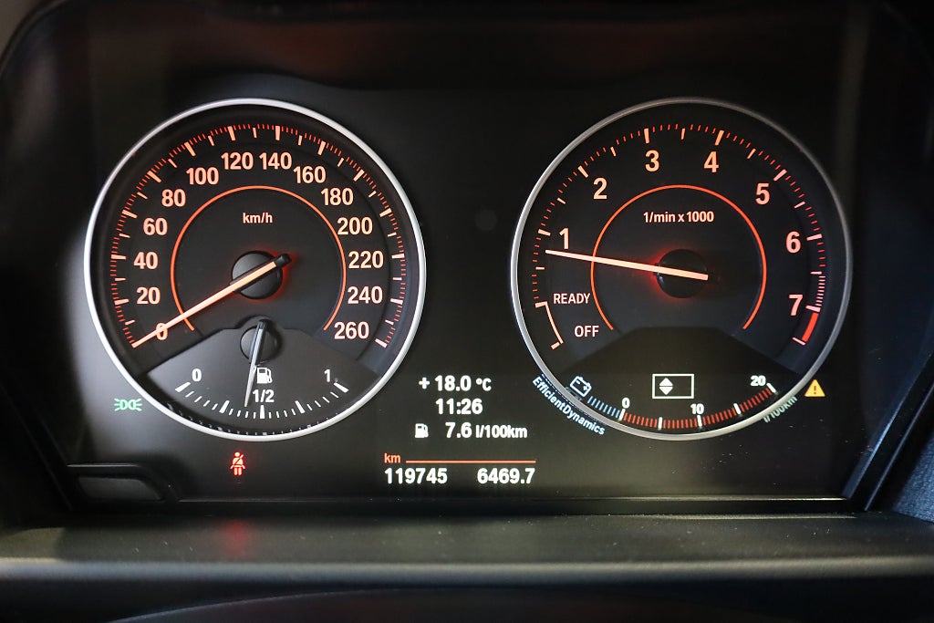 BMW 116i 5-dörrars M Sport Connected PDC Blåtand Rattvärme