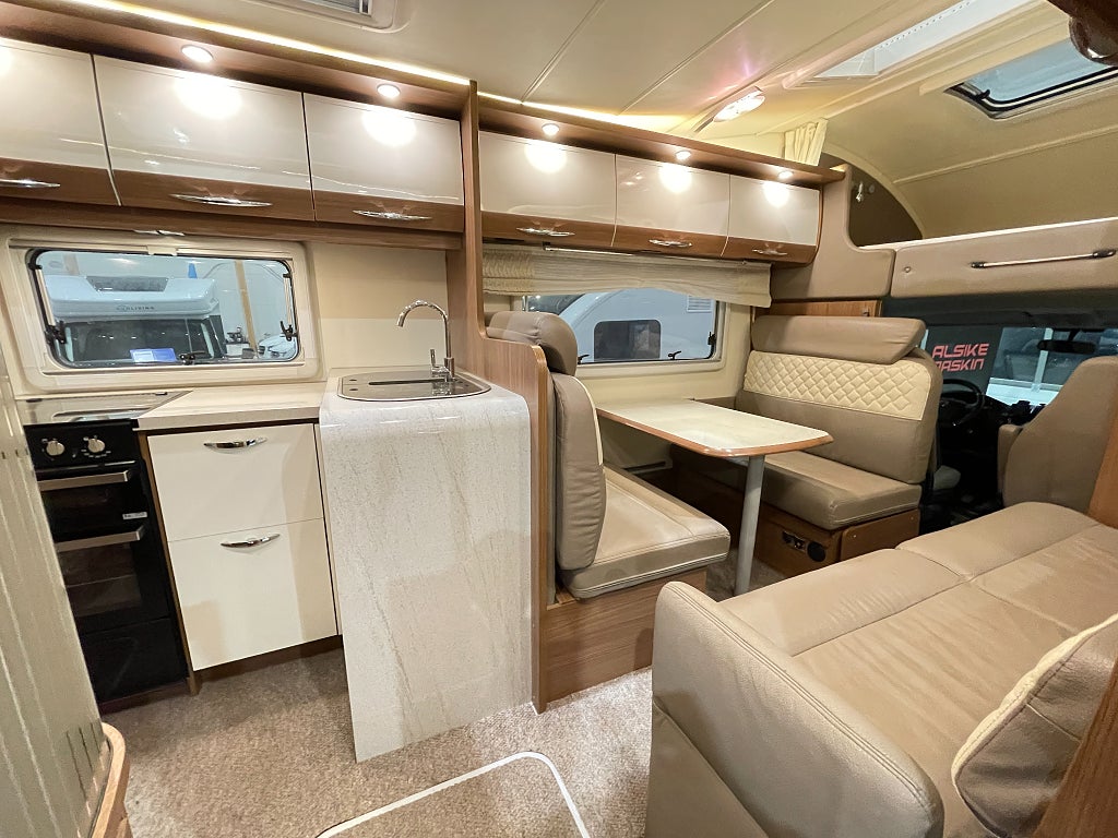 Bürstner Argos 747 /ALDE / Hyd-stöd / AC / Drag / Litium / Inverter / Aut - Bürstner