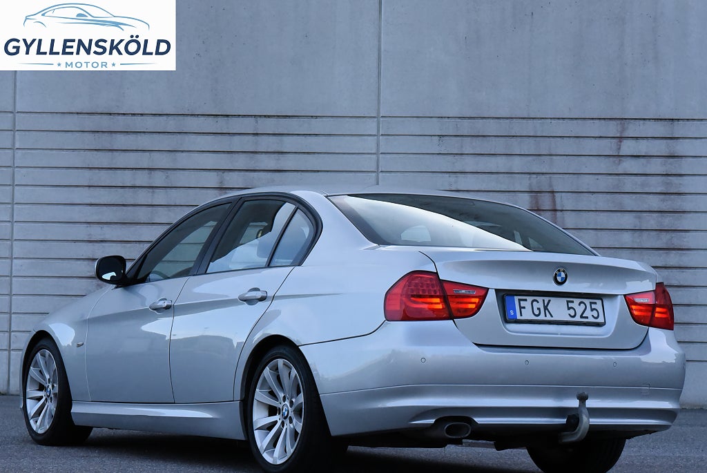BMW 320D Sedan E90 LCI | 1 ägare Dragkrok Parkeringssensorer AUX