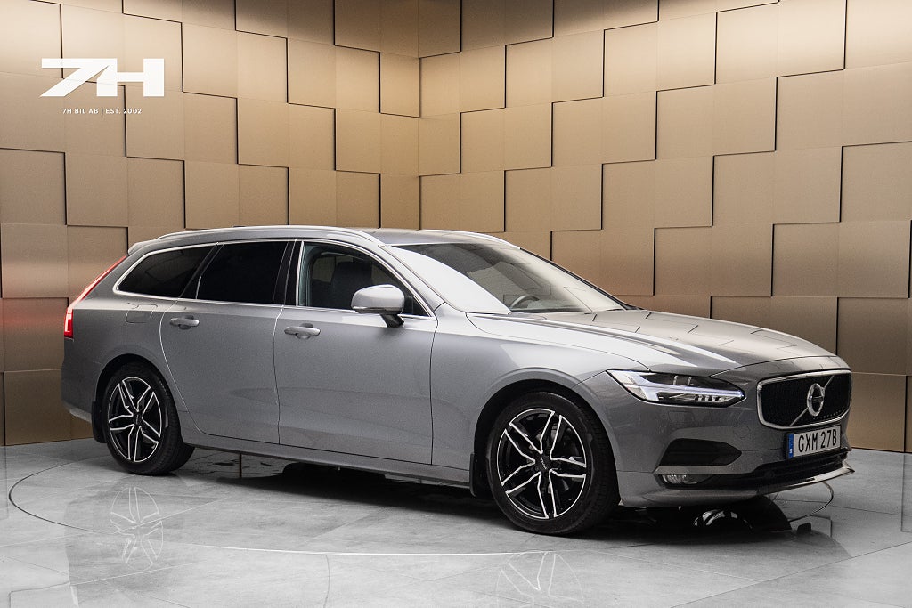 Volvo V90 D4 Momentum Adv / Adaptiv Farth. / Drag