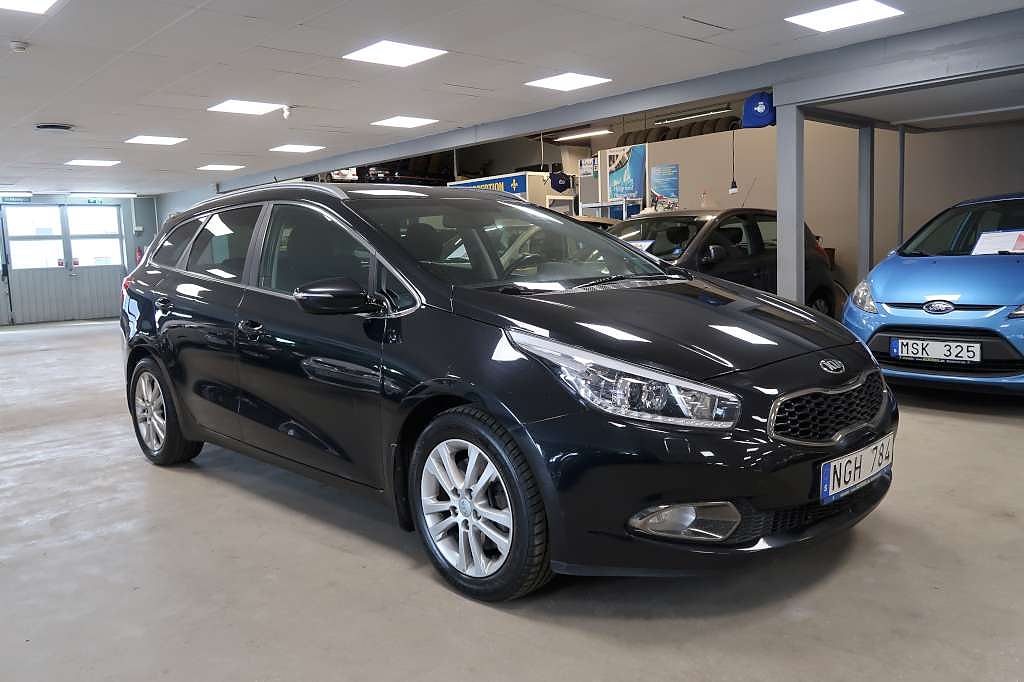 Kia Ceed cee'd_sw 1.6 CRDi EX Comfort Euro 5 / Drag