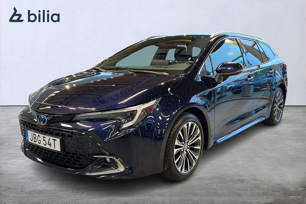 Toyota Corolla 1,8 Hybrid Toutring Sports Style