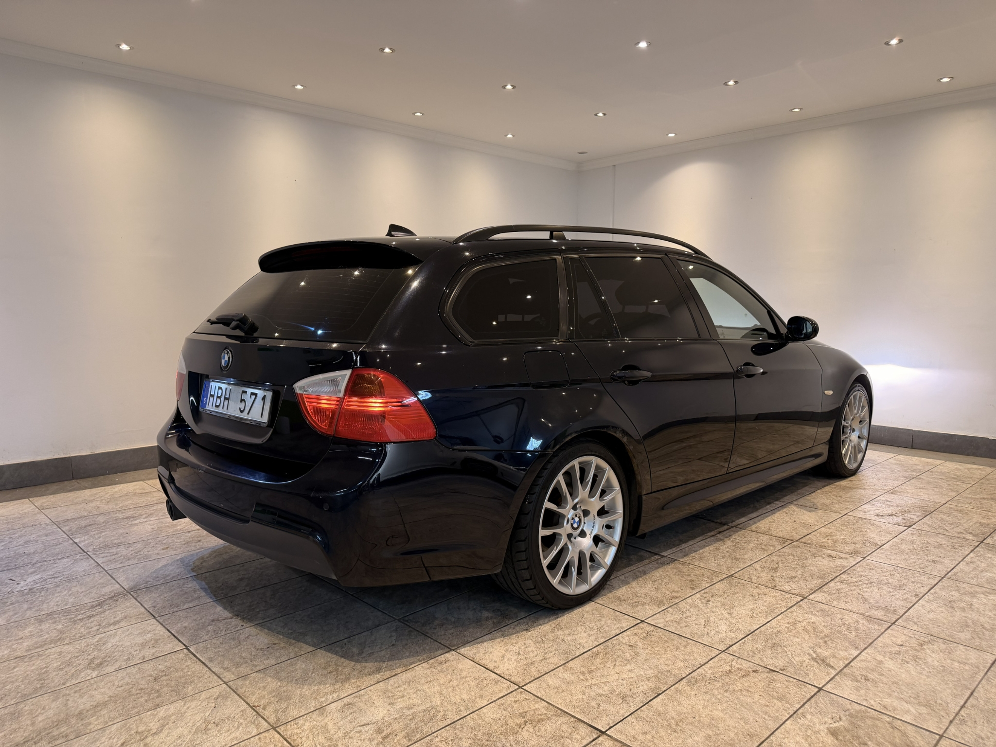 BMW 325 2008, kuva 4/43