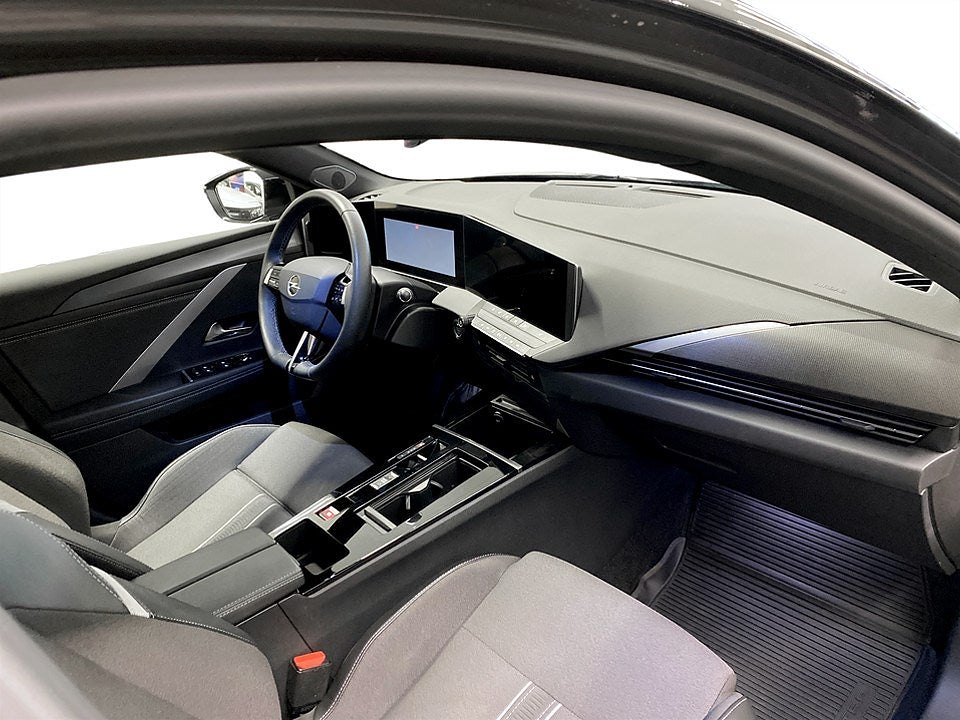 Bild på Opel Astra ST GS 1.2 PT 130hk Aut - 360-KAMERA, CARPLAY