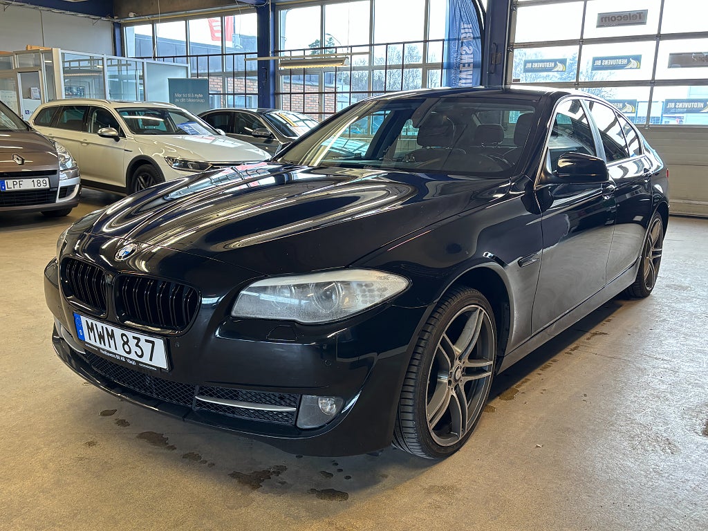 BMW 520 i Sedan /Nybesiktigad /Snygg bil
