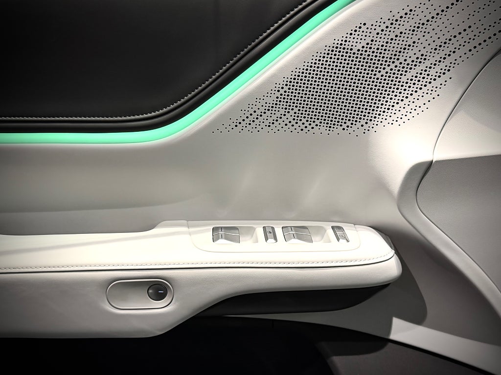 XPENG G6 Performance AWD FACELIFT BLACK EDITION - bild 11