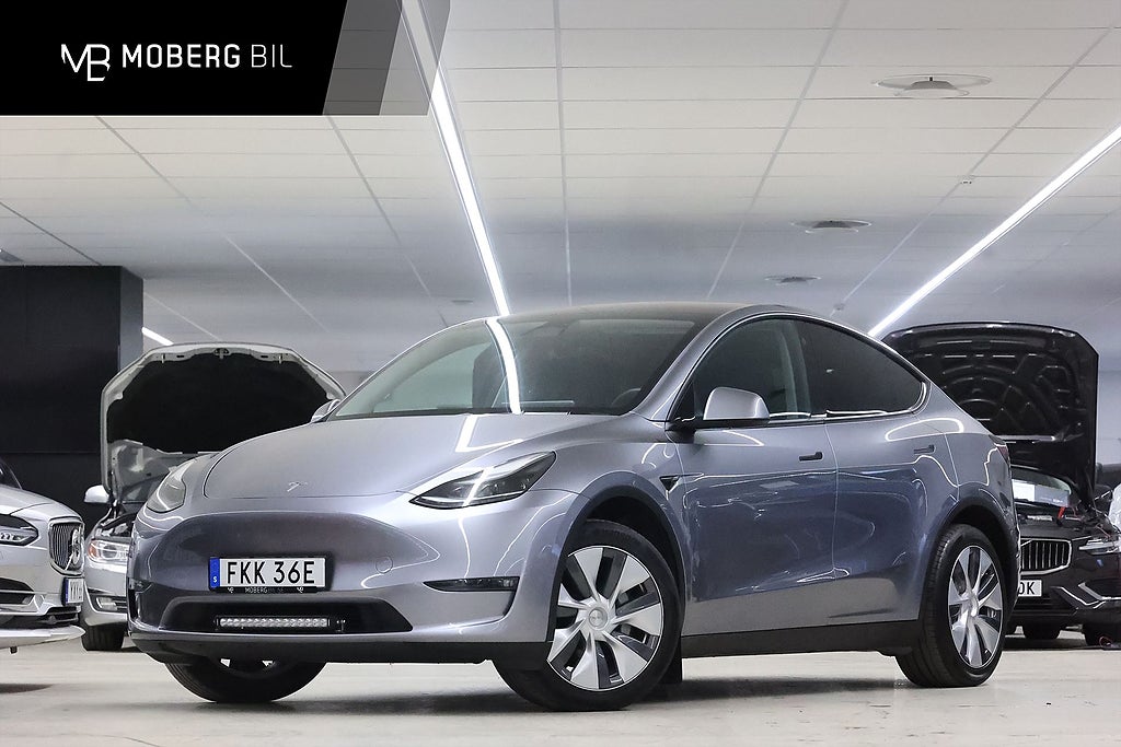 Tesla Model Y Long Range AWD 514hk Pano Navi Läder