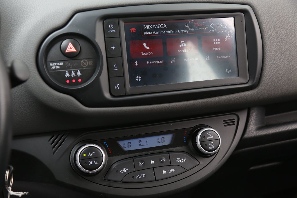 Toyota Yaris 1,5 Hybrid e-CVT Active Aut 5d Motorvärmare 2020