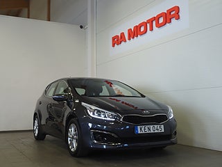 Halvkombi Kia Ceed 1 av 19