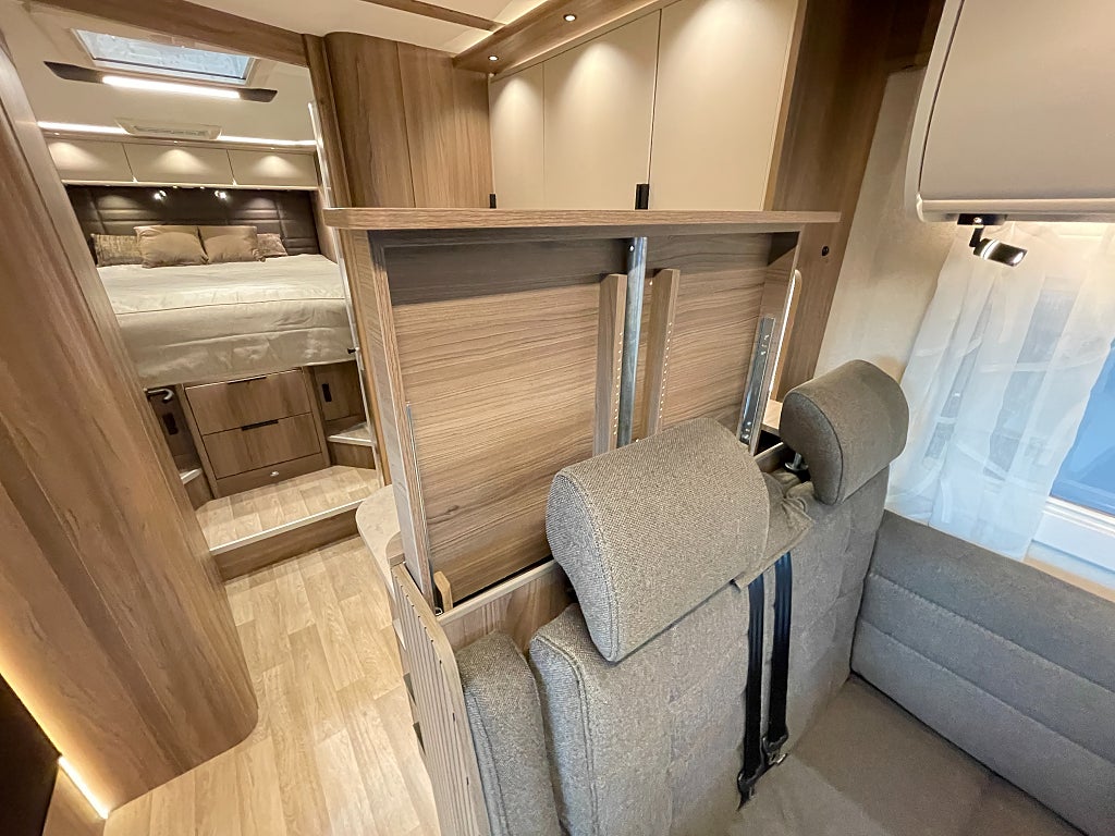 Kabe TMX Royal 810 LQB / ALDE / Taksäng / 5bält / Ugn / MB / Automat/ - Kabe