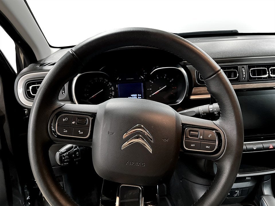 Bild på Citroën C3 Shine 1.2 PT 110hk Aut - CAPLAY, KEYLESS