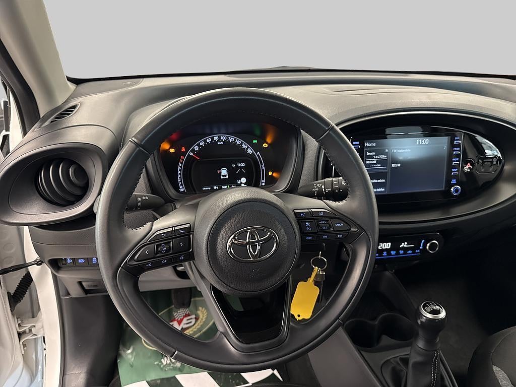 Toyota Aygo X 2023 - miniatyr 9