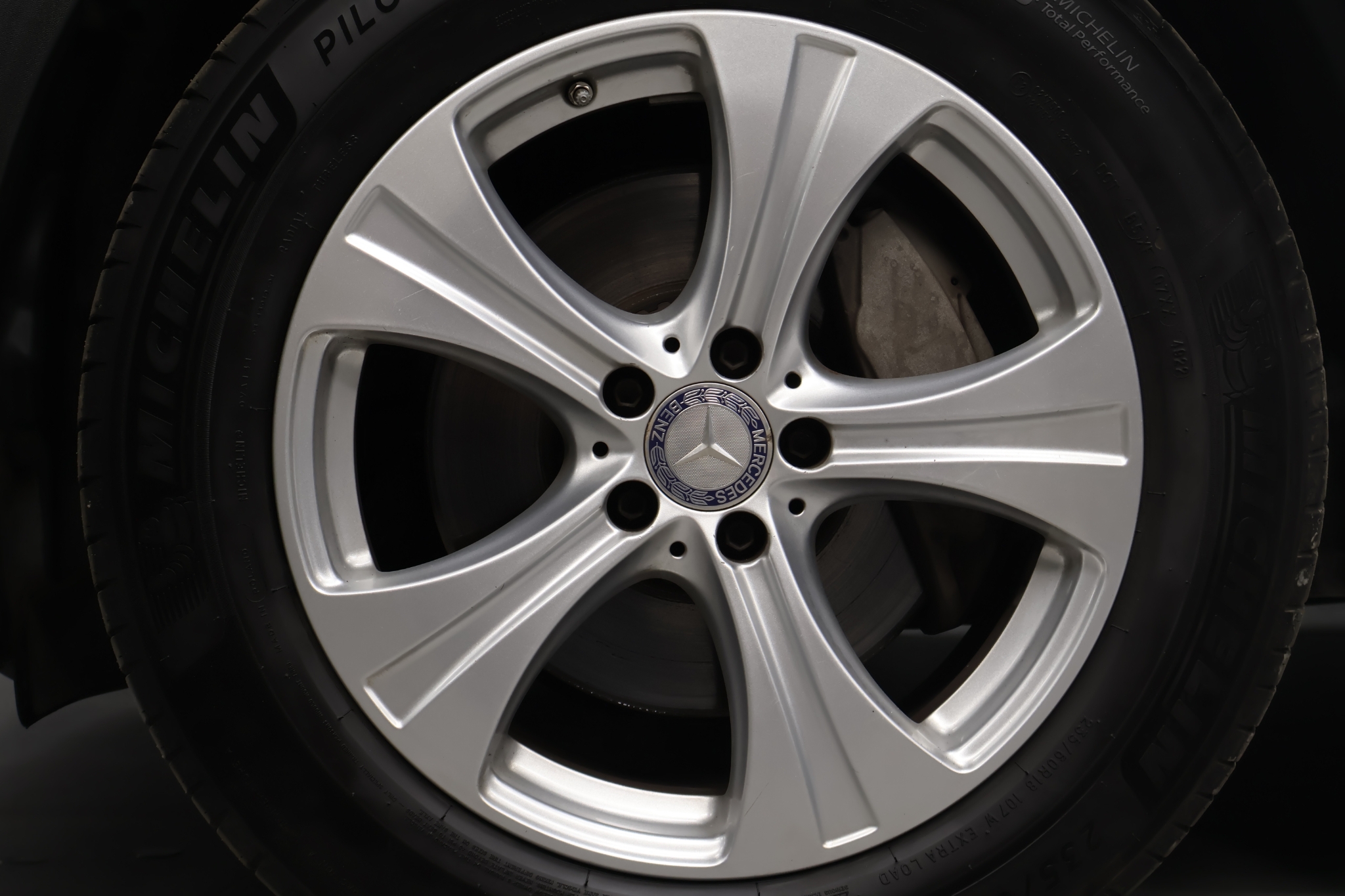 Mercedes-Benz GLC 2016, bild 6/37