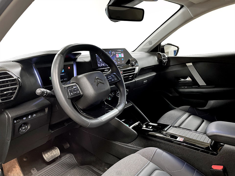 Bild på Citroën C4-X Shine 1.2 PT 130hk Aut B-KAMERA RATTVÄRME CARPLAY