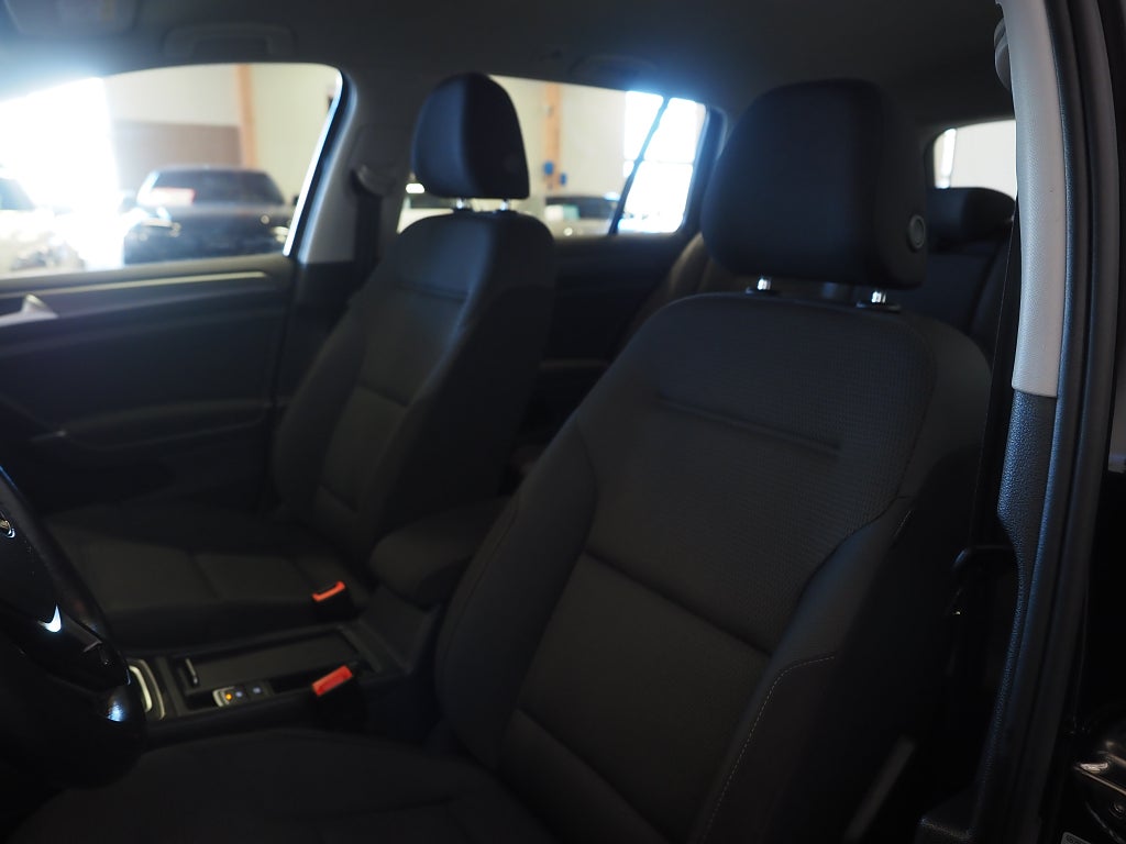 Volkswagen Golf Sportscombi 1.5 TSI 150hk DSG GT |Drag|Backkamera| 2020