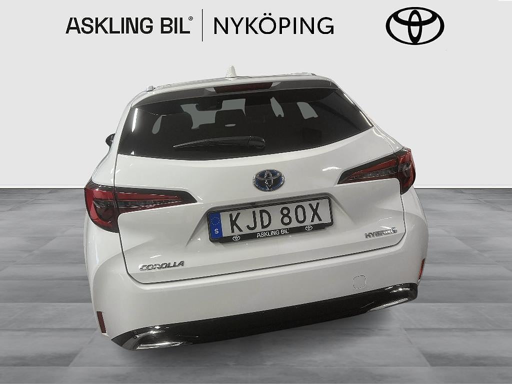 Toyota Corolla 2024 - miniatyr 5