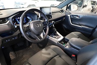 SUV Toyota RAV4 8 av 25