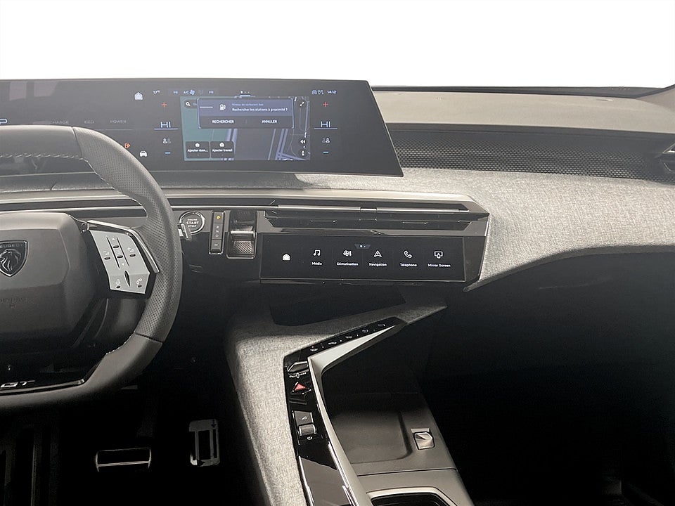 Bild på Peugeot 5008 GT Ultimate Hybrid - OMGÅENDE LEVERANS!