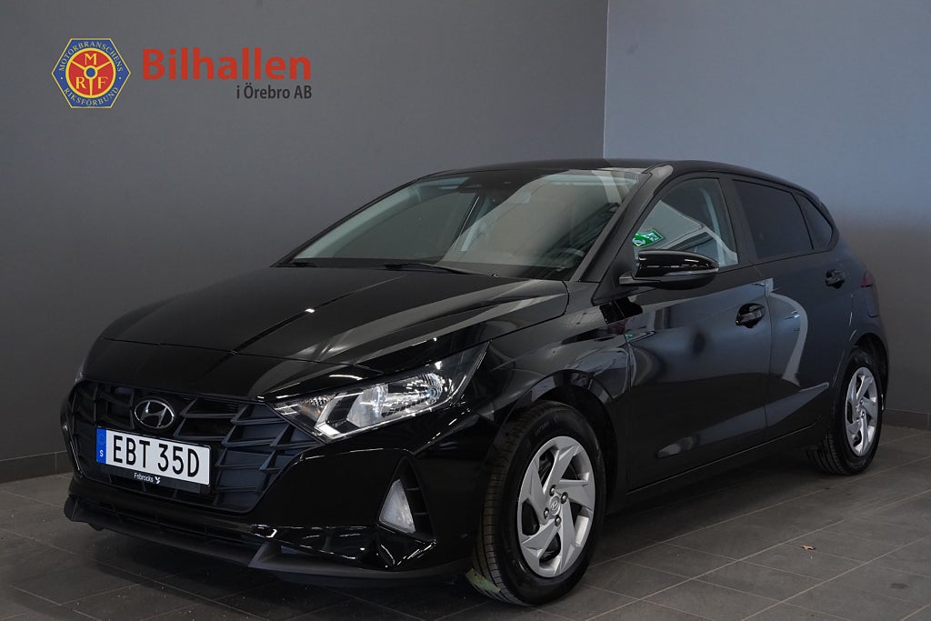 Hyundai i20 1.2 MPi Essential Edition NR1 /Cockpit Kamera