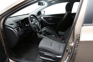 Halvkombi Hyundai i30 8 av 16