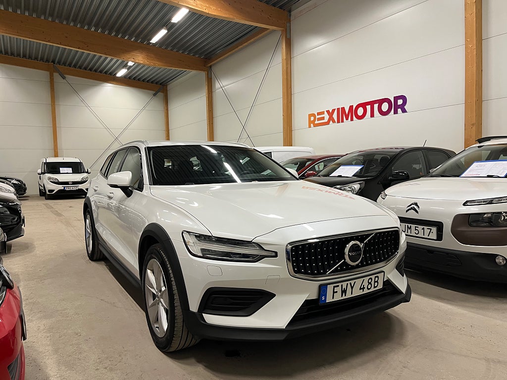 Volvo V60 Cross Country B4 AWD Geartronic Momentum Euro 6