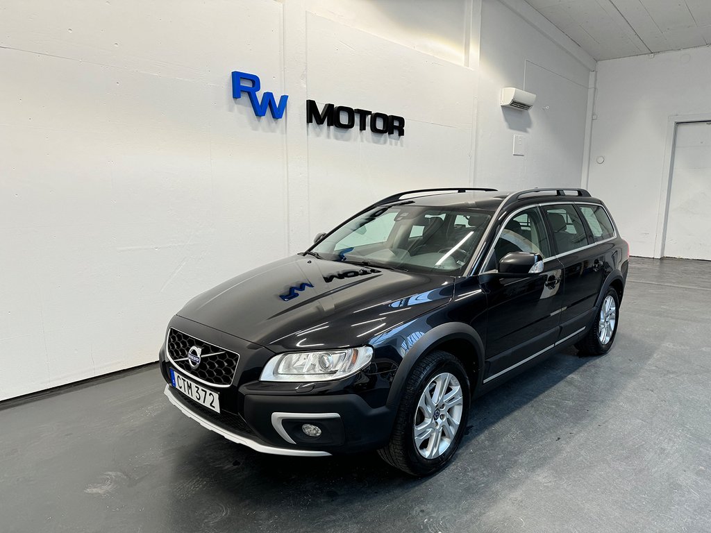 Volvo XC70 D4 AWD 181hk Momentum VOC Drag D-värmare Helskinn