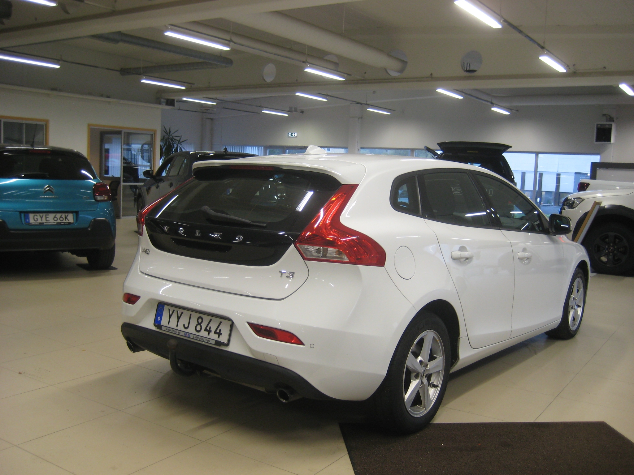 Volvo V40 T3 Business Euro 6 Dragkrok 2018, bild 3/10