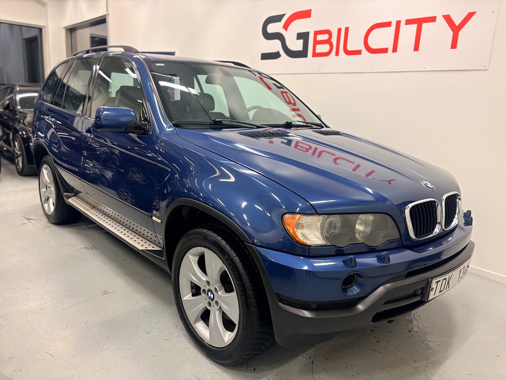 BMW X5 3.0i SPORTLINE AUTOMAT DRAGKROK NYBESIKTAD / 0% RÄNTA